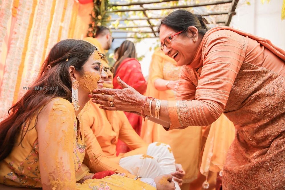 Photo From Tanisha x Vanshaj | Haldi Shoot - By The Newly Weds Studios