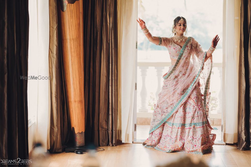 Photo From Sunaina Aakash - Bride solo - By Dreams2Reels