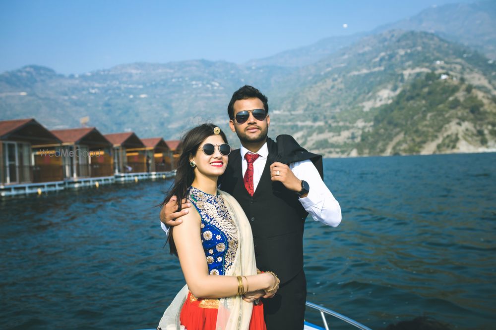 Photo From Puneet & Shivani / Prewedding (Mussoorie) - By Vinayakaa Production