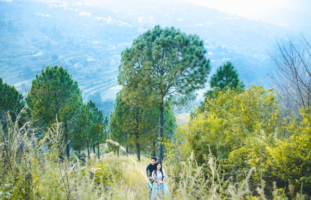 Photo From Puneet & Shivani / Prewedding (Mussoorie) - By Vinayakaa Production