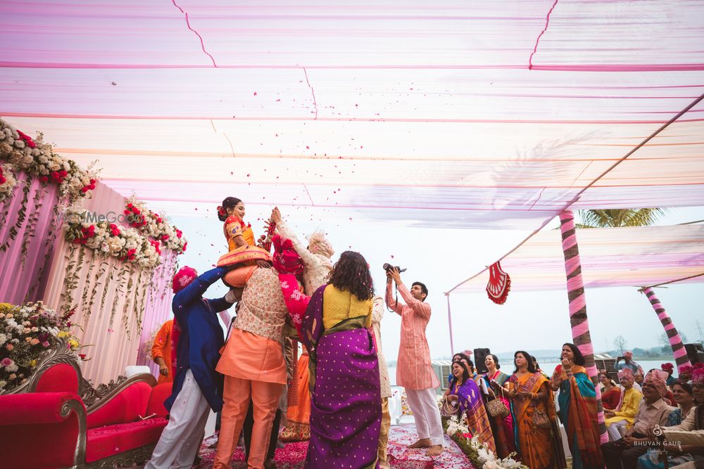 Photo From Aboli & Prateek : Dive into a wedding vibe from home to a gorgeous venue! - By Bhuvan Gaur Photography