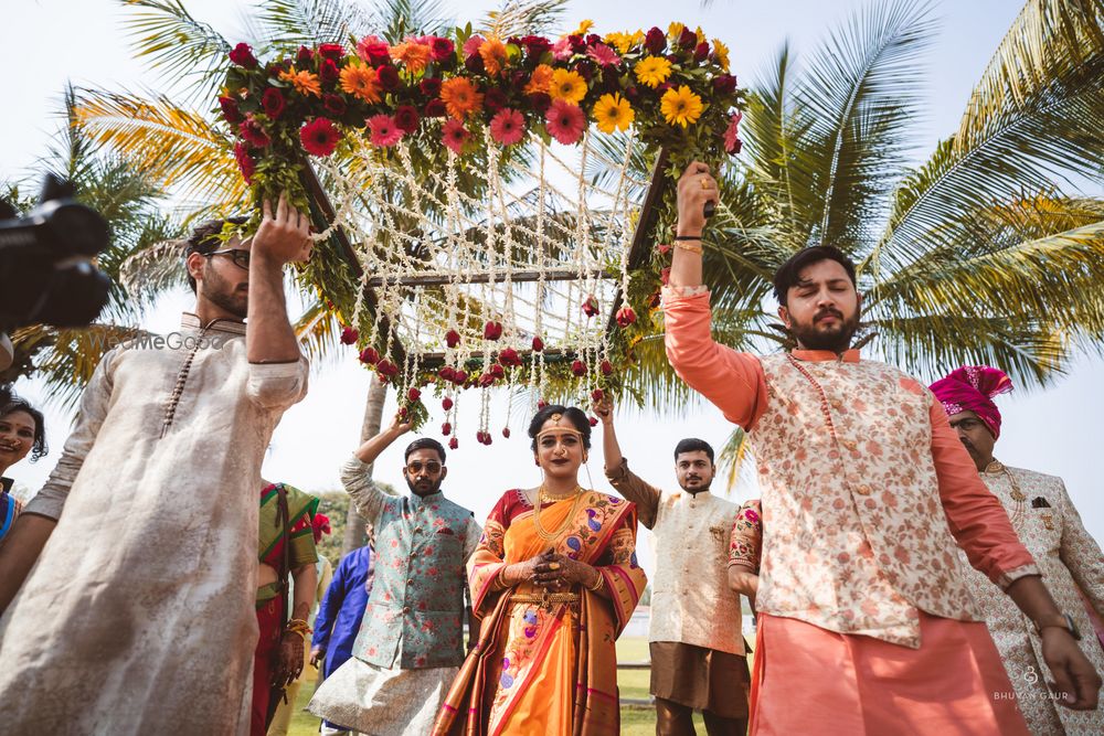 Photo From Aboli & Prateek : Dive into a wedding vibe from home to a gorgeous venue! - By Bhuvan Gaur Photography