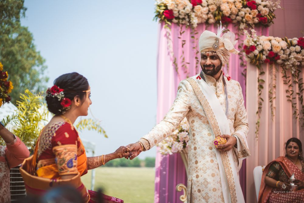 Photo From Aboli & Prateek : Dive into a wedding vibe from home to a gorgeous venue! - By Bhuvan Gaur Photography