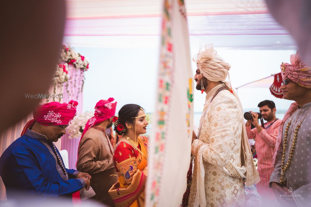 Photo From Aboli & Prateek : Dive into a wedding vibe from home to a gorgeous venue! - By Bhuvan Gaur Photography