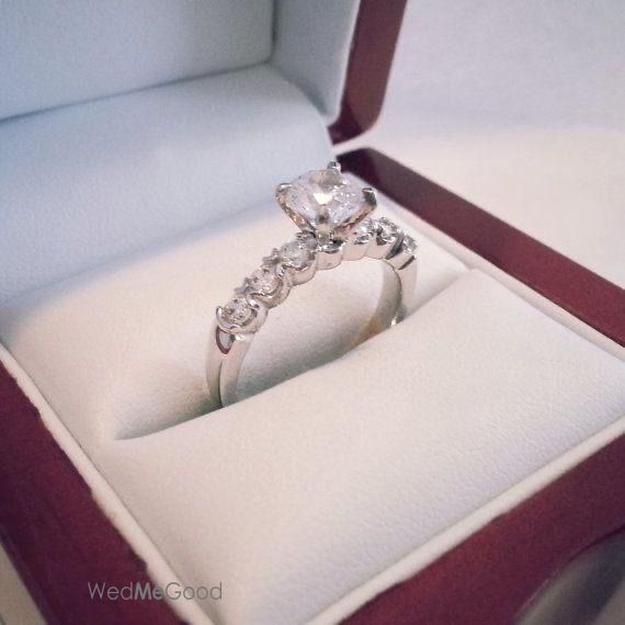 Photo From Engagement Rings - By Saya Diamonds