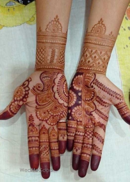 Photo From 2023 albums - By Piku Mehndi Artist