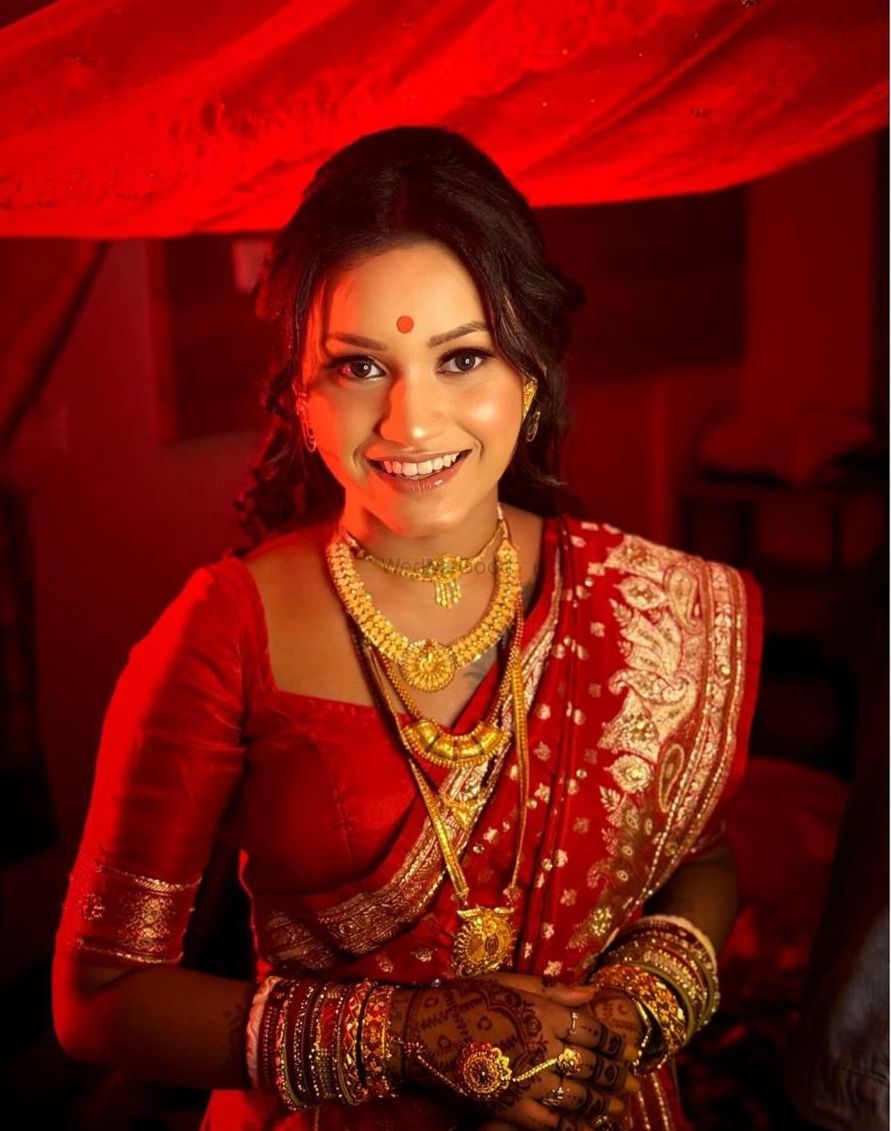 Photo From Bengali Bride ❤️ - By Dolly's Makeover & Academy