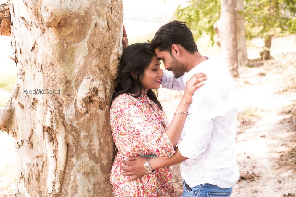 Photo From Renuka & Sourabh Pre-Wedding - By Ajit Gupta Photography