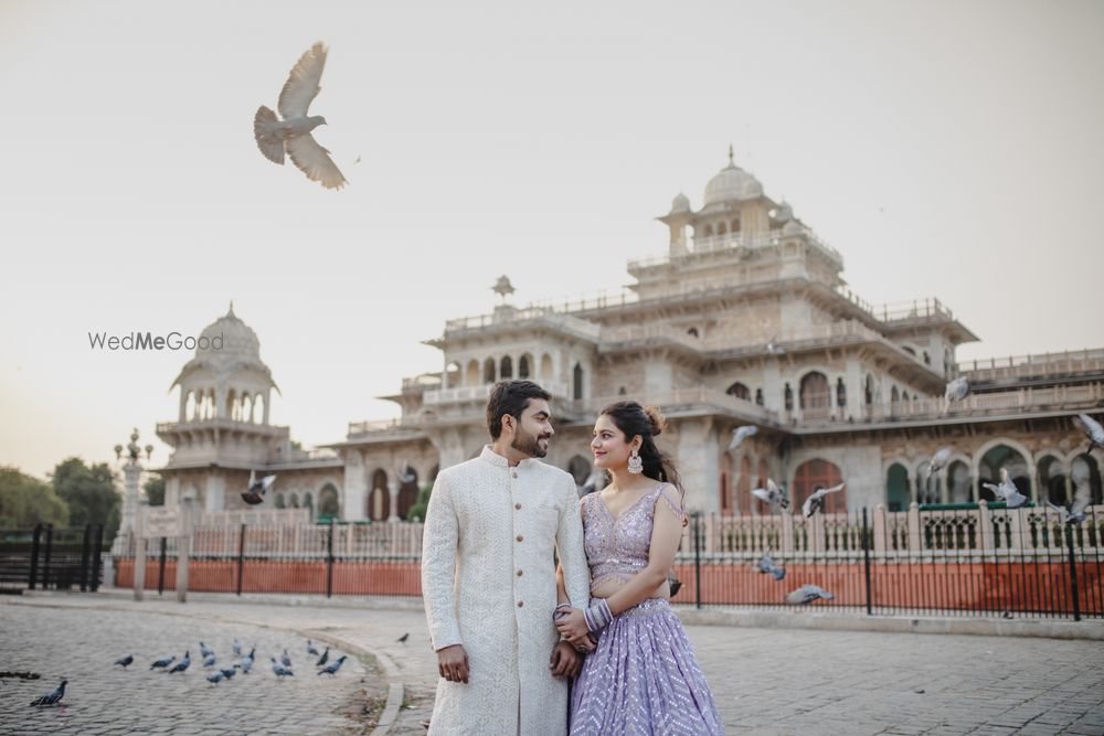 Photo From Akash & Shruti Prewedding - By 24/7 Studio