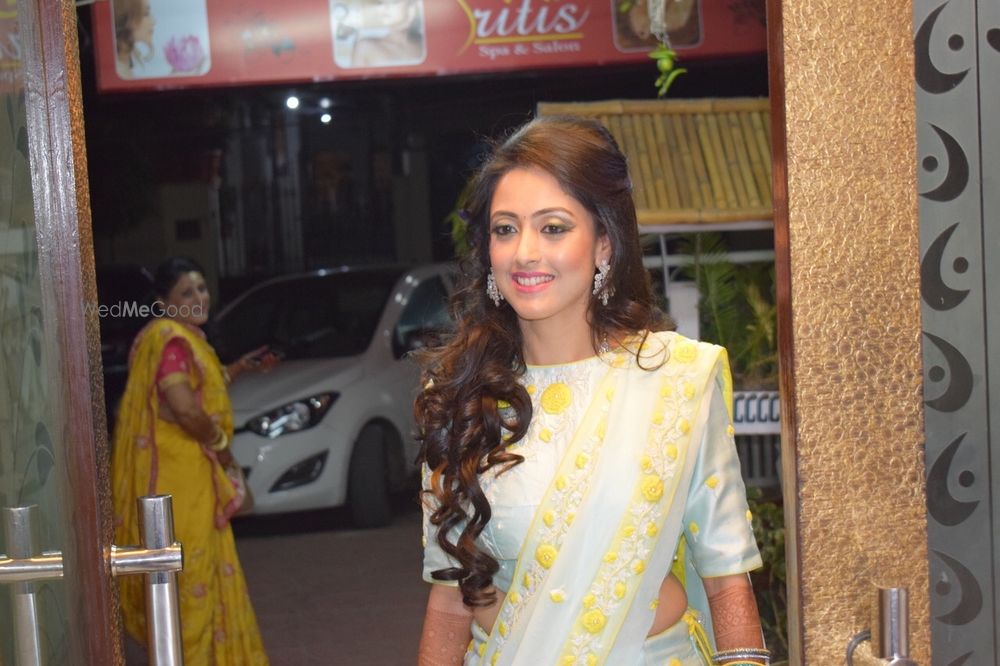 Photo From beautiful brides - By Priti Spa & Salon