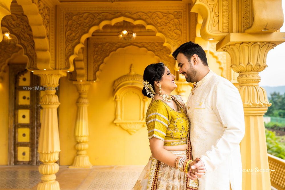 Photo From Aayushi & Rahul : Couple Shoot at Sets in the City - By Rohan Shinde Photography & Films (RSP)