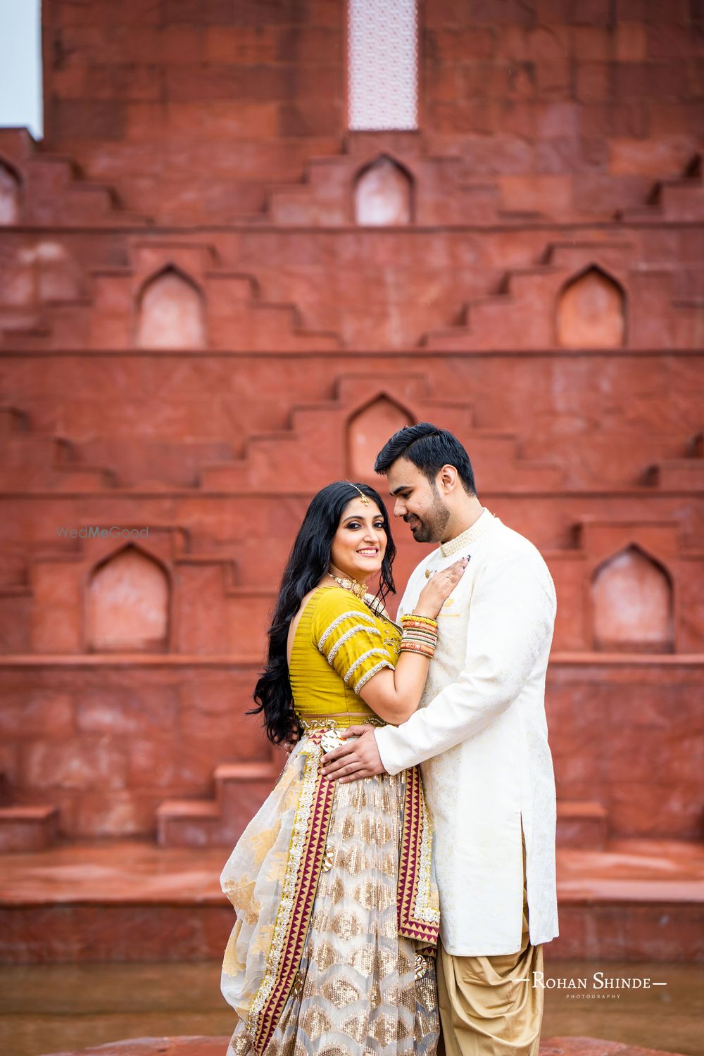 Photo From Aayushi & Rahul : Couple Shoot at Sets in the City - By Rohan Shinde Photography & Films (RSP)