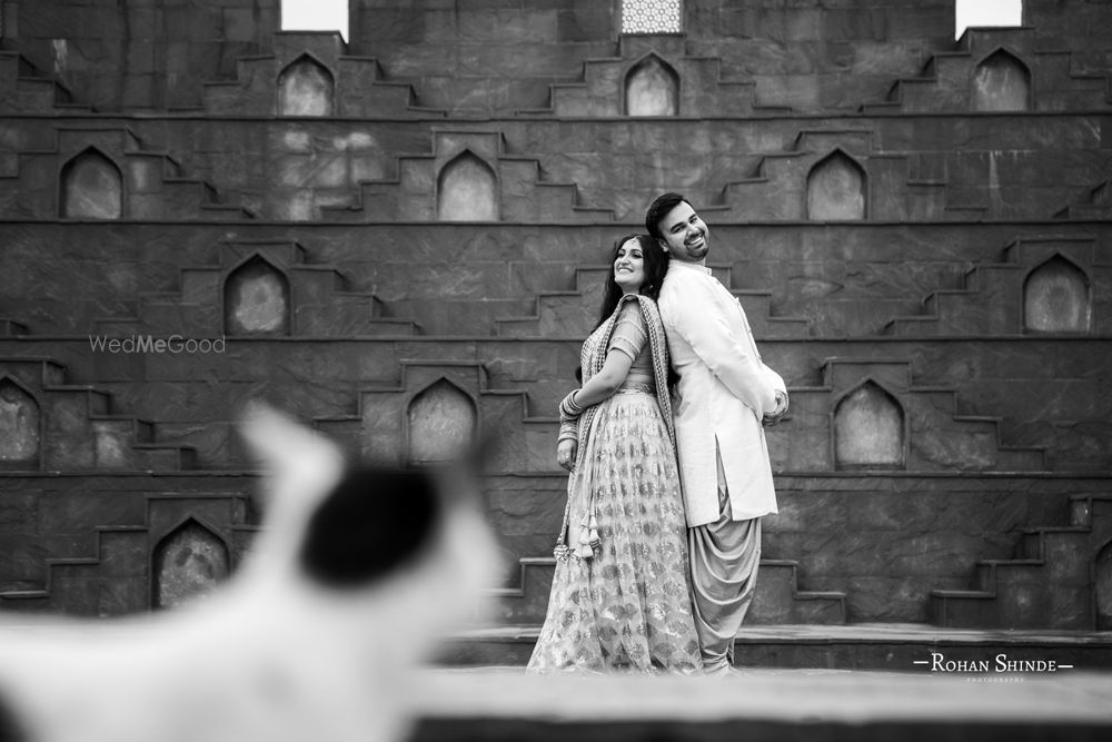 Photo From Aayushi & Rahul : Couple Shoot at Sets in the City - By Rohan Shinde Photography & Films (RSP)