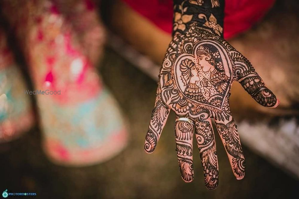 Photo From mehndi functions - By The Photoroosters Studio