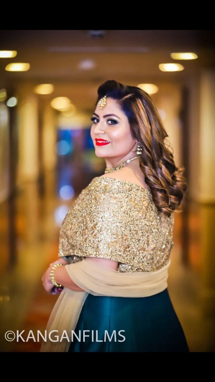 Photo From Our bride Prachi, looking all ravishing and bold. - By Makeovers by Anchal