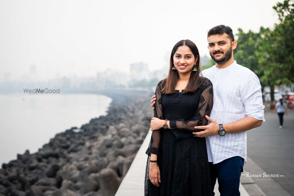 Photo From Siddhi & Akshay : Couple Shoot In South Mumbai - By Rohan Shinde Photography & Films (RSP)