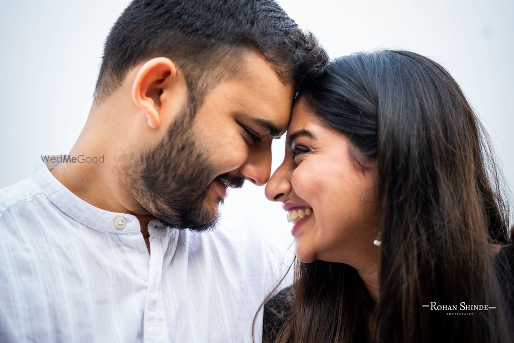 Photo From Siddhi & Akshay : Couple Shoot In South Mumbai - By Rohan Shinde Photography & Films (RSP)