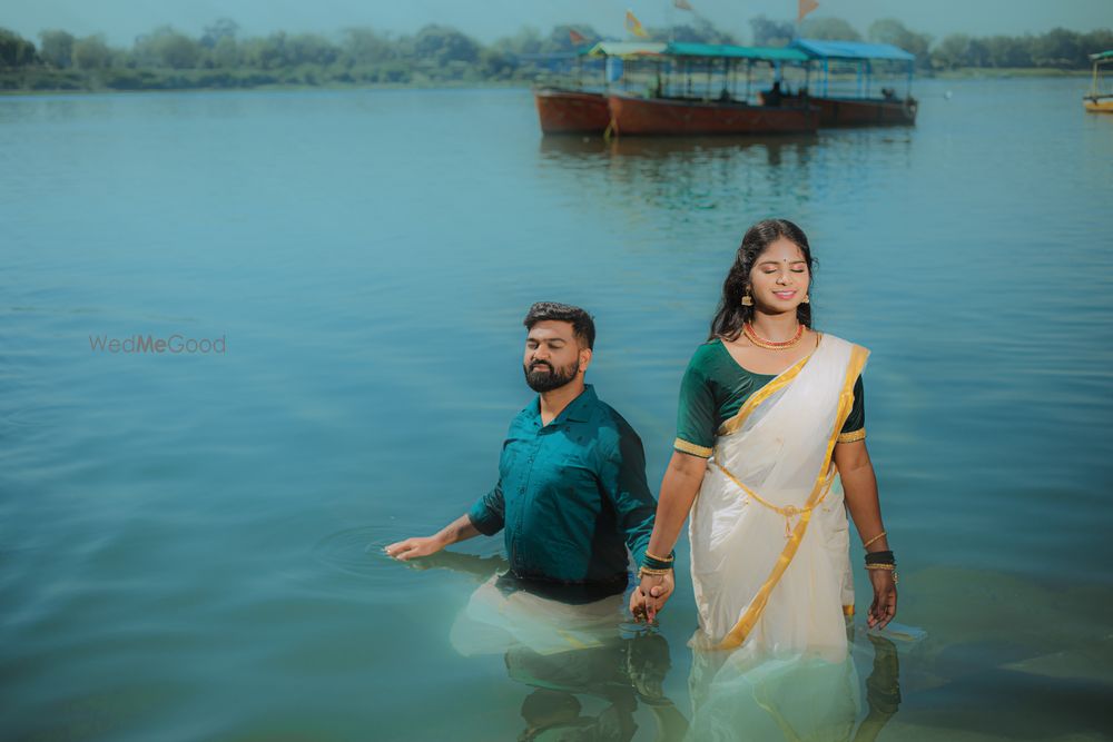 Photo From Deepak & Yamini- Prewedding - By CFI Photography