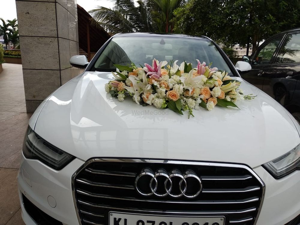 Photo From Car Bouquet  - By Luxus Group