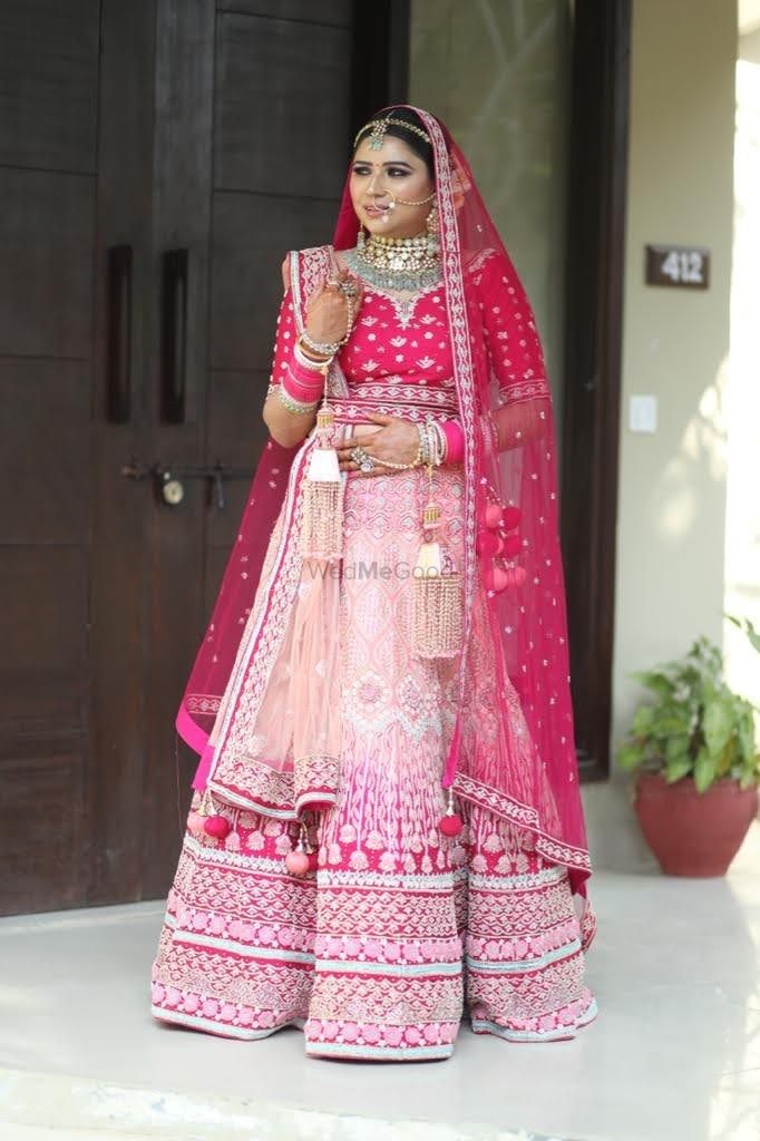 Photo From Happy brides are the prettiest ? Akriti on her D-day  - By Makeup by Aditi