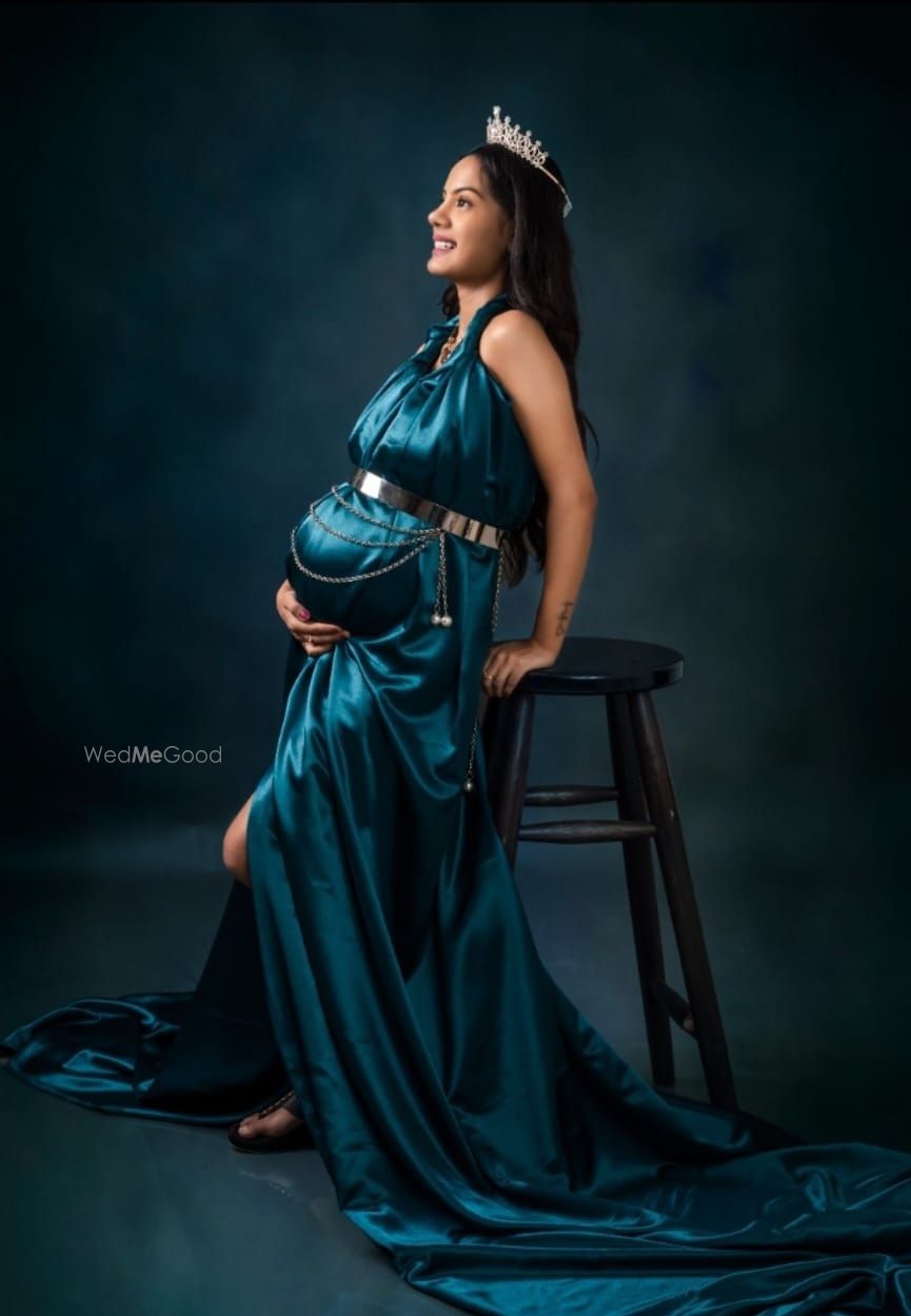 Photo From Maternity Shoot - By Hina Makeover