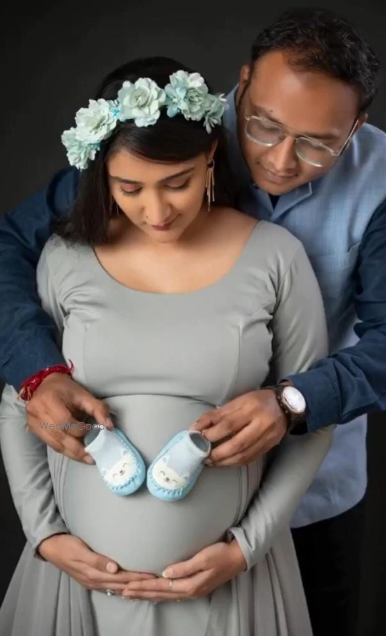 Photo From Maternity Shoot - By Hina Makeover