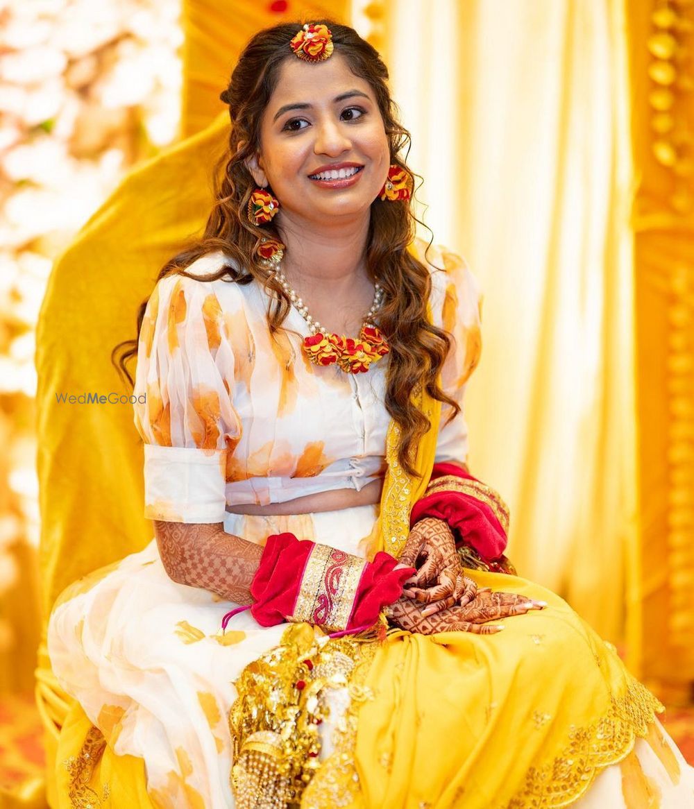 Photo From HALDI LOOKS - By Makeup By Anshi Agarwal