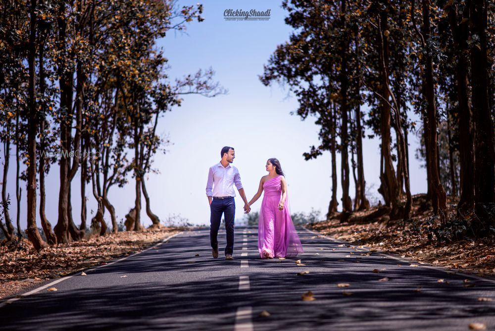 Photo From Prewedding - Shipra x Saurabh - By Clicking Shaadi