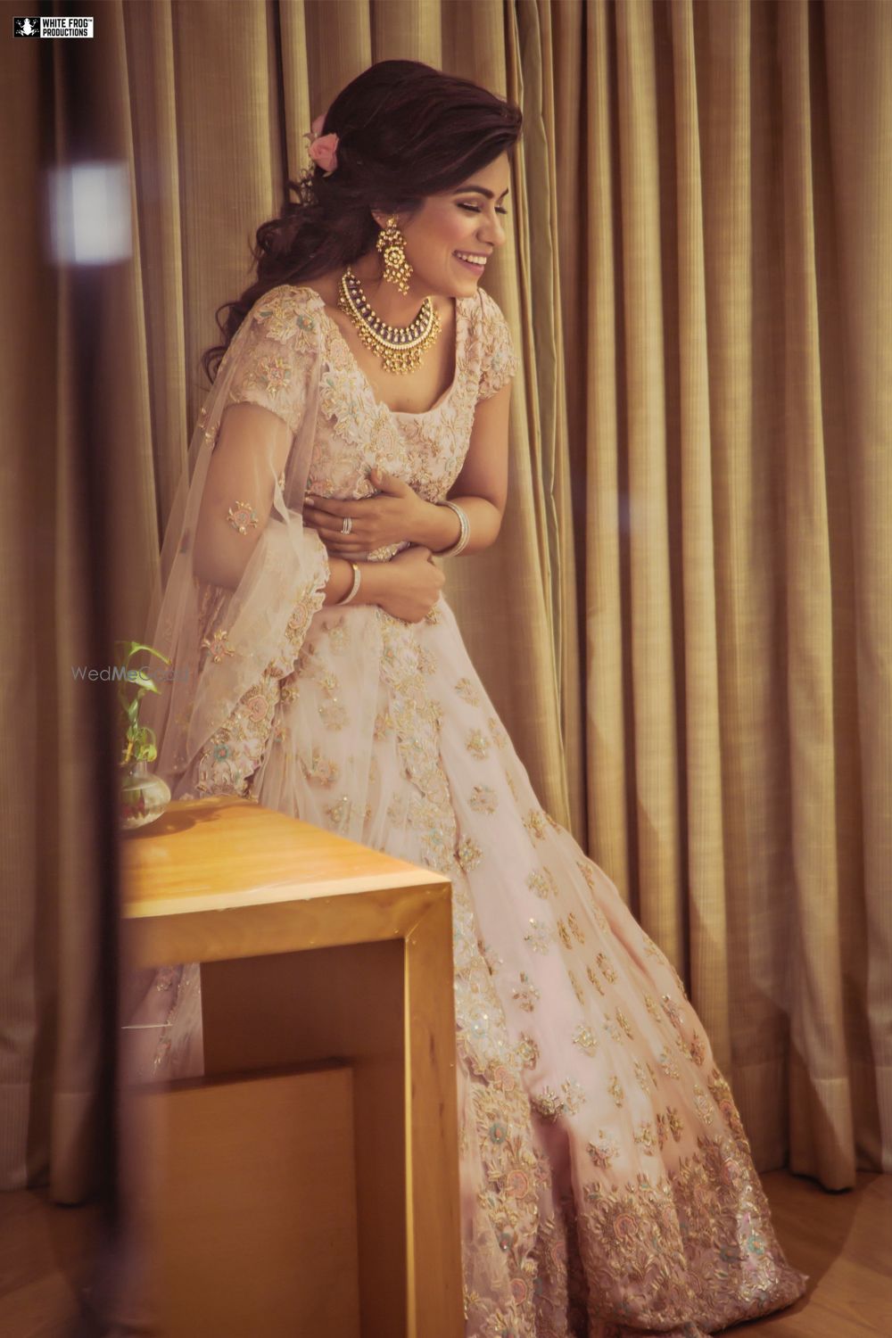 Photo of Candid pretty bridal portrait