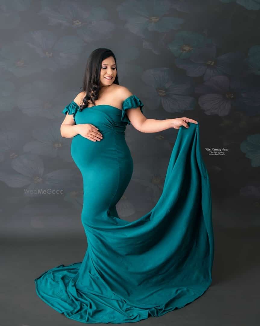 Photo From Maternity Photos - By Nik Studio