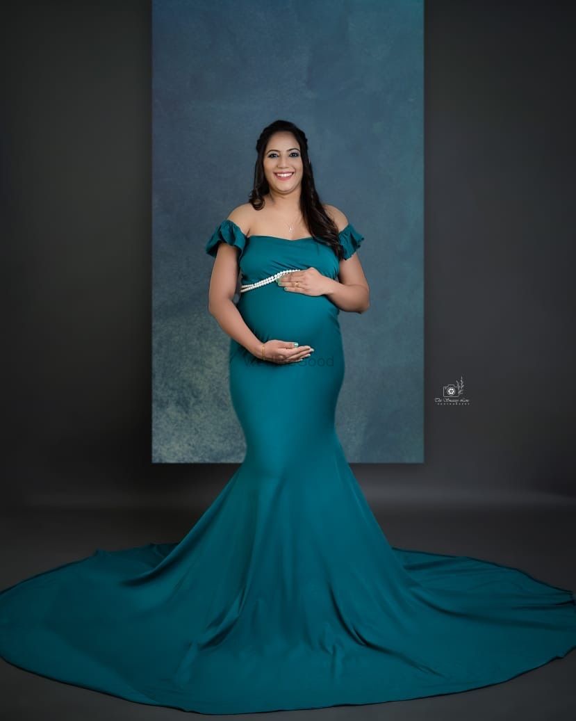 Photo From Maternity Photos - By Nik Studio
