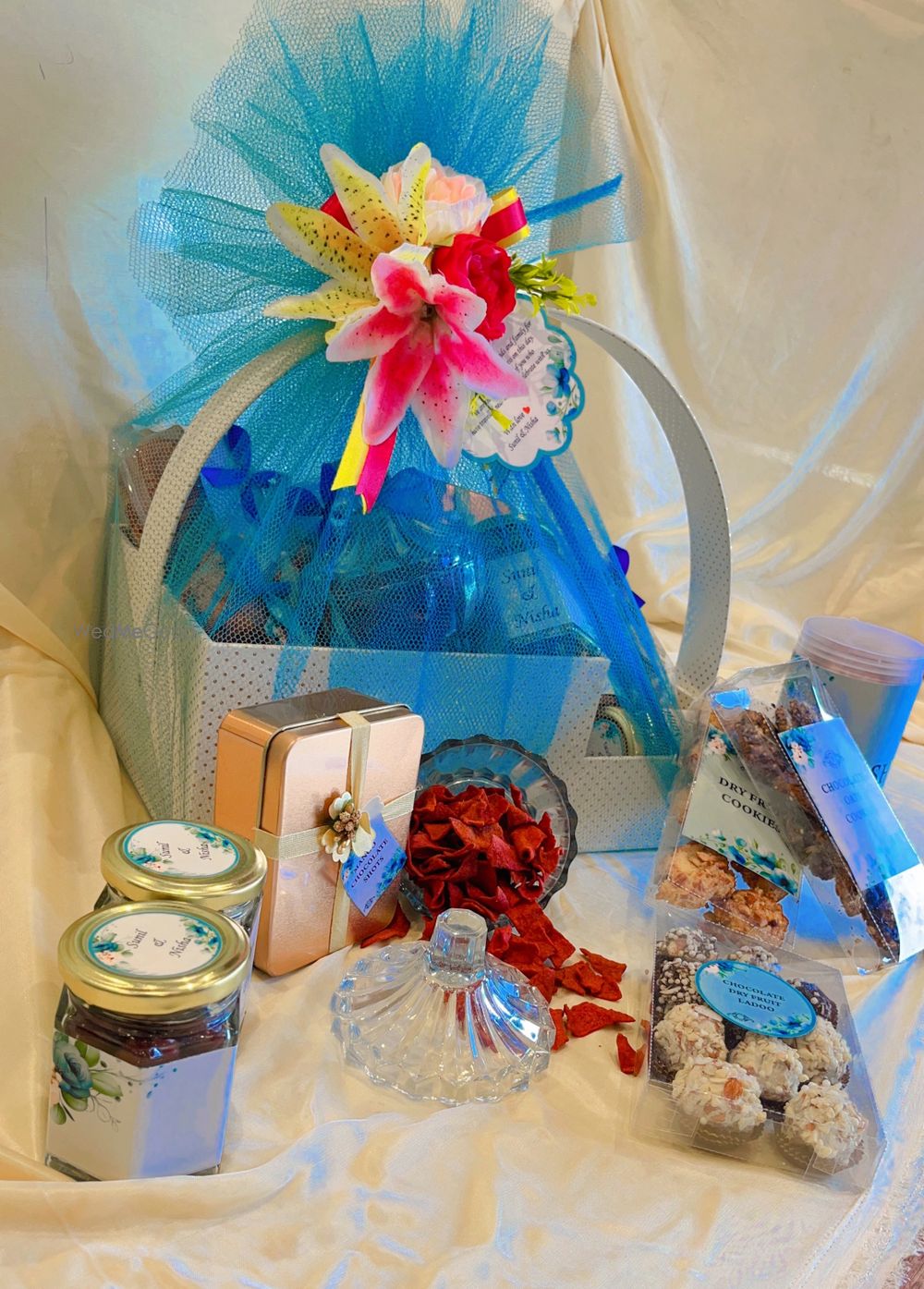 Photo From BASKETS AND HAMPERS - By Rihas Chocolates and Wedding Boxes