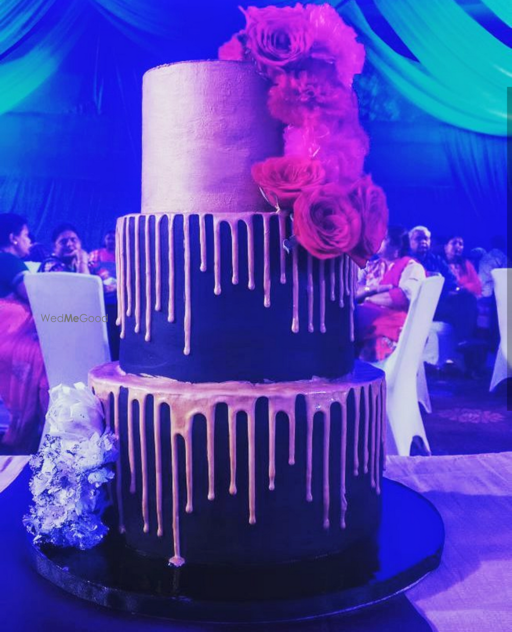 Photo From Engagement/Wedding Cakes - By Mad Batter by Aashna