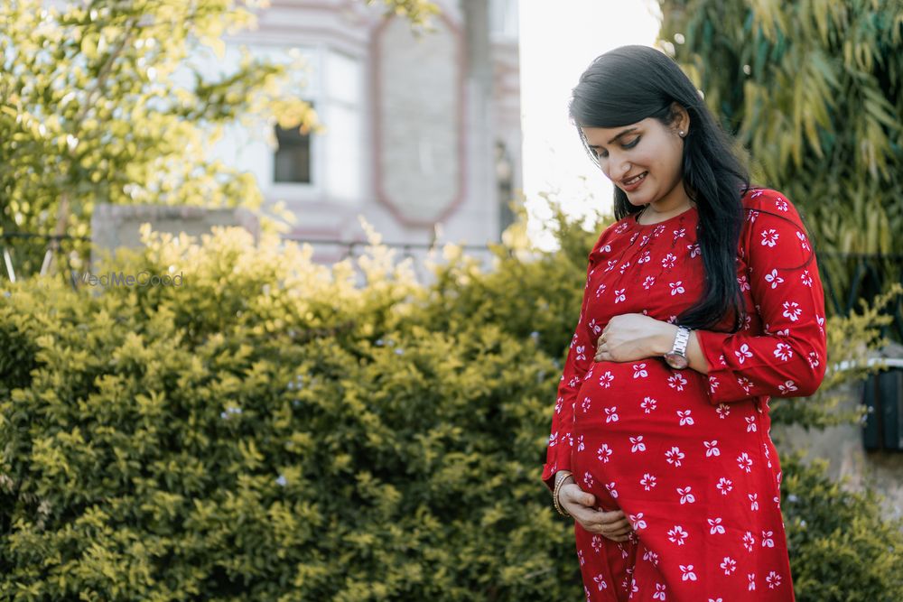 Photo From Swati's Maternity Shoot: A Celebration of Life - By RN Creation