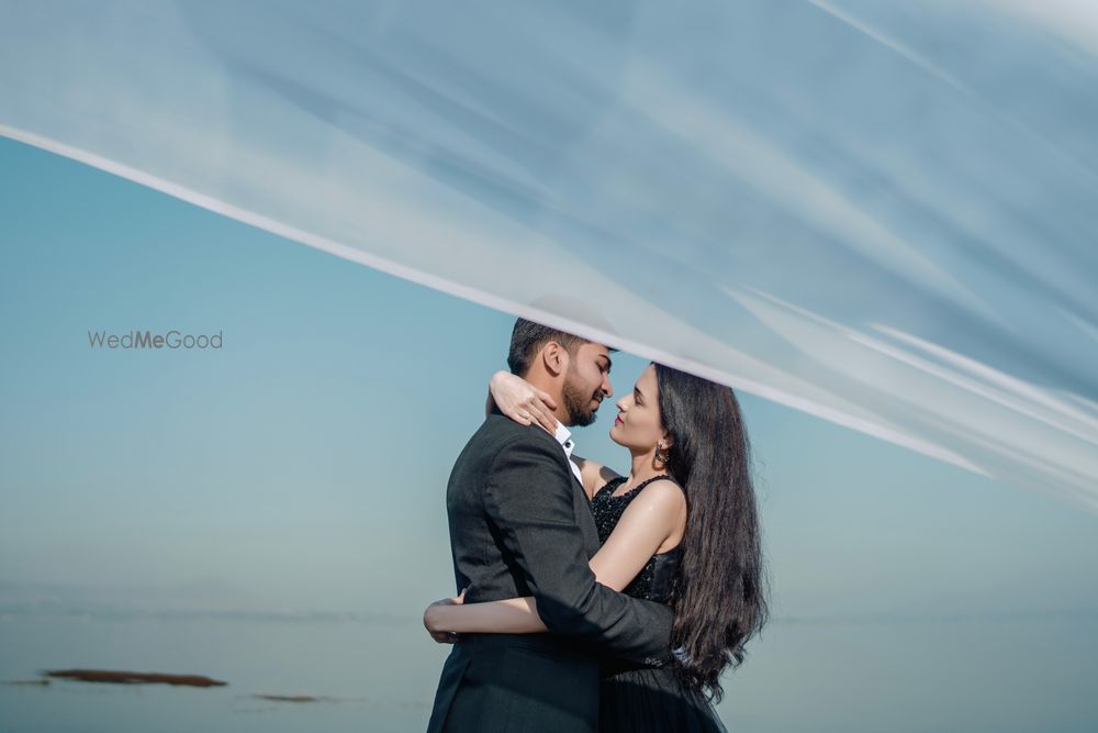 Photo From Prewedding Prashant & Gayatri - By Krew Studio