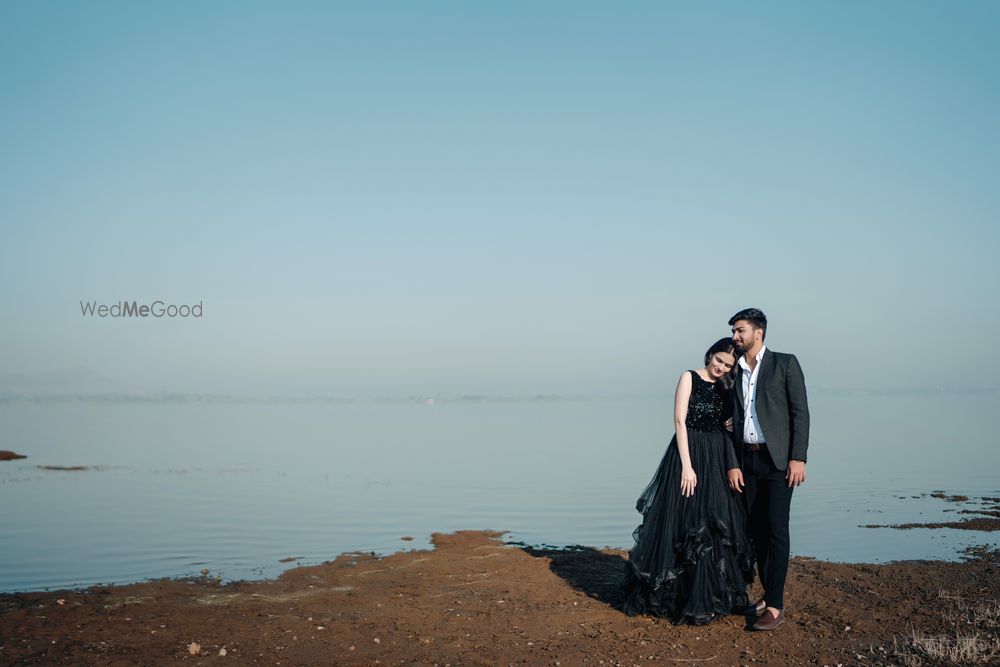 Photo From Prewedding Prashant & Gayatri - By Krew Studio