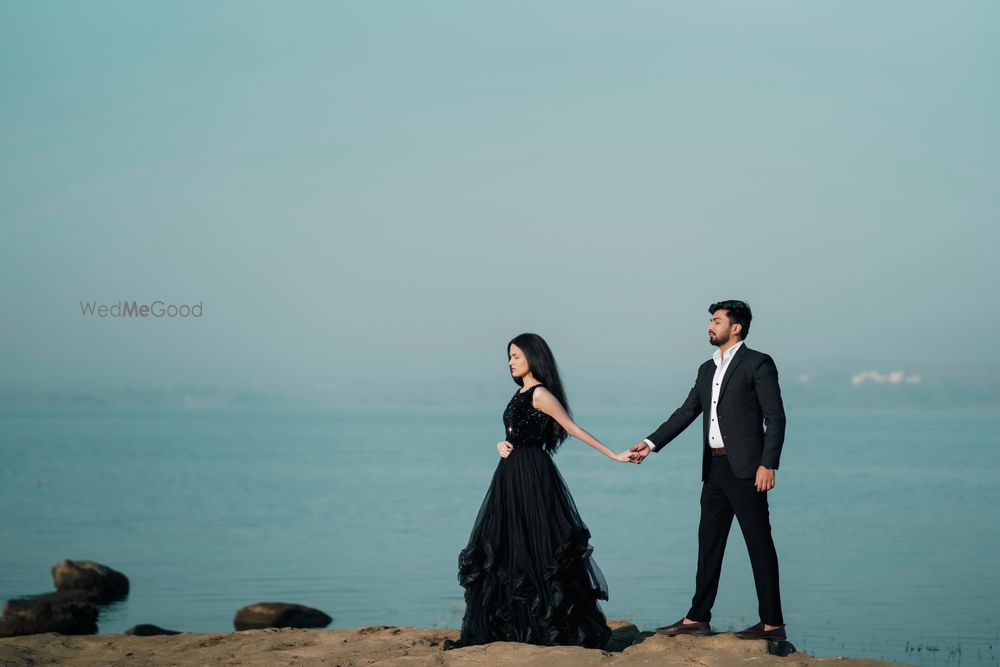 Photo From Prewedding Prashant & Gayatri - By Krew Studio