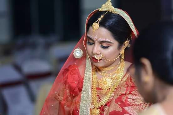 Photo From Bengali Bride - By Hair and Makeup by Debby