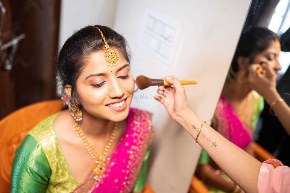 Photo From Soumya's Engagement Look - By Makeover By Shruthi Rao