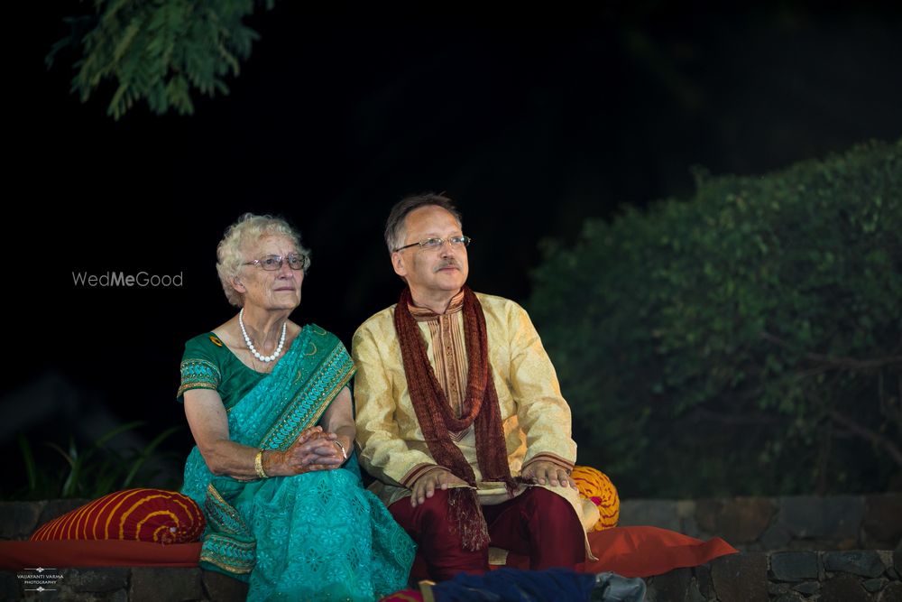 Photo From Ronald & Ranju - By Vaijayanti Varma Photography