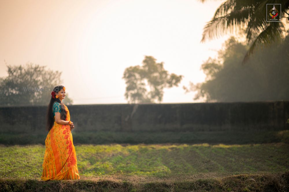 Photo From Haldi wide Portraits of Priya - By Abhijit Goswami Photography