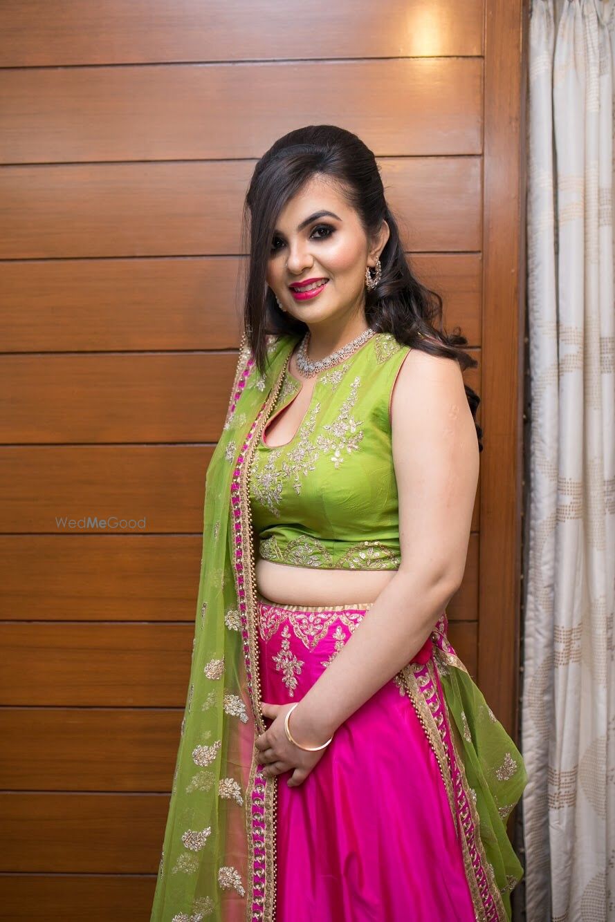 Photo From Twinkle Engagement  - By Bhavani Kumar Makeup Studio