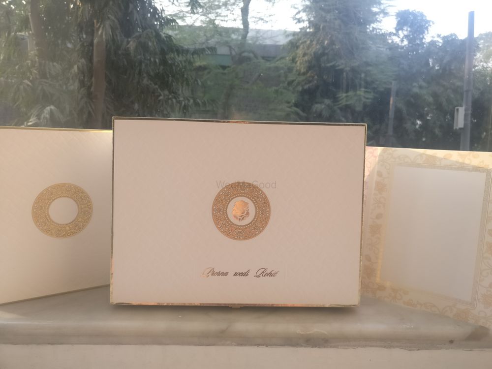Photo From Classic White and Gold Invite - By Wedlock Invitations
