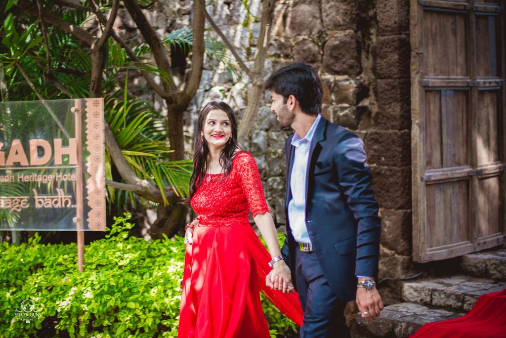 Photo From Fort Jadhavgarh Pre Wedding - By Silverguns Entertainment