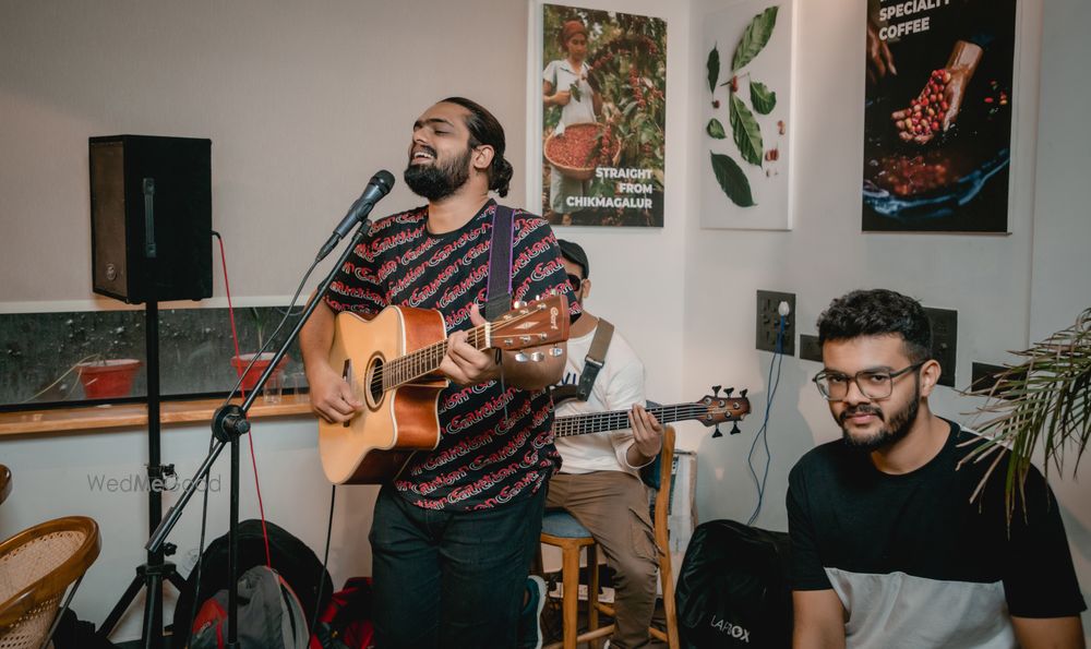 Photo From Cafe Performance - By Shiva Nixon