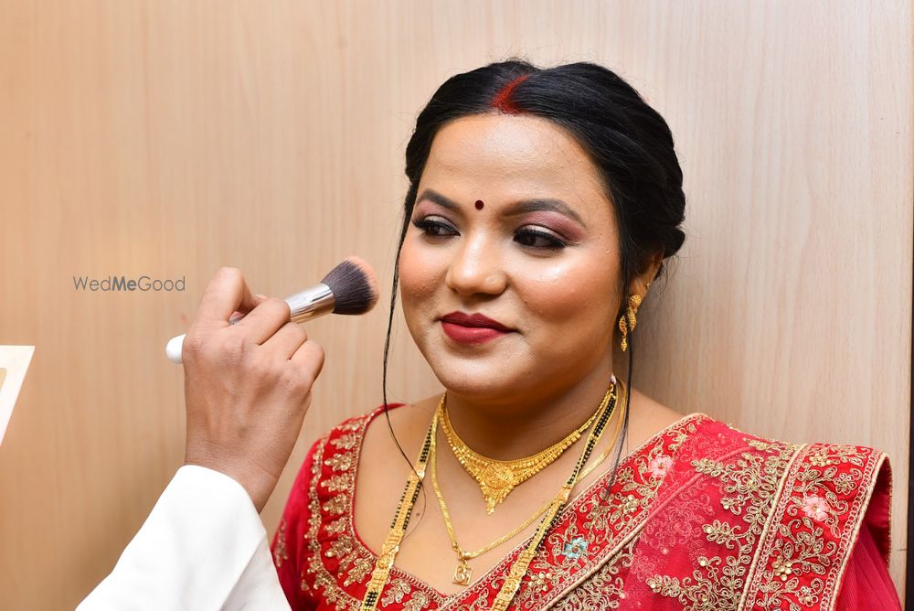 Photo From Bride Sapna - By Meghna Makeover