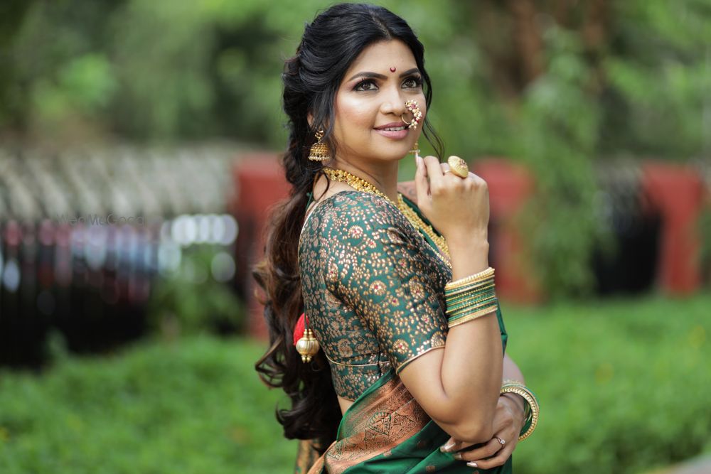 Photo From Maharashtrian Green saree Look - By Wow - Makeup Artist Reena