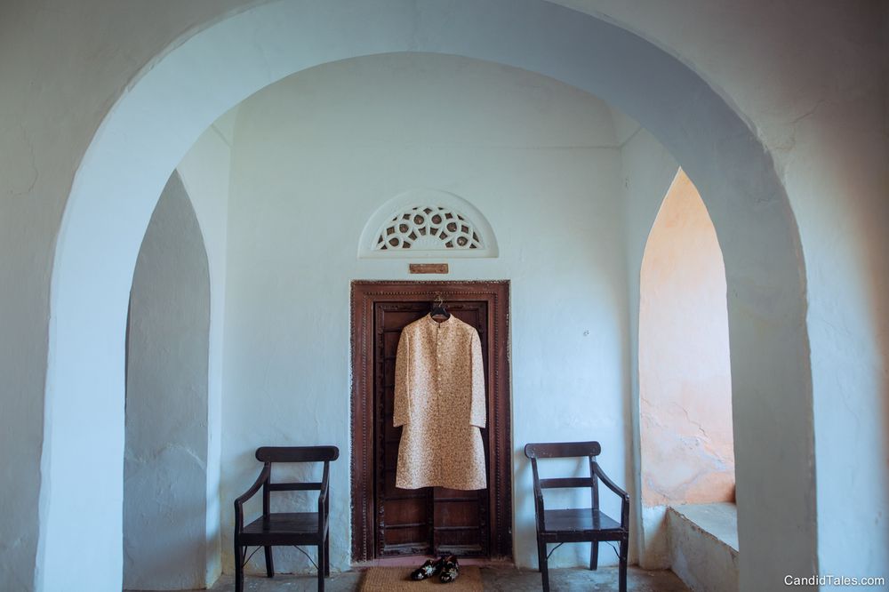 Photo From Savi + Saurabh, Neemrana Palace - By Candid Tales Photography