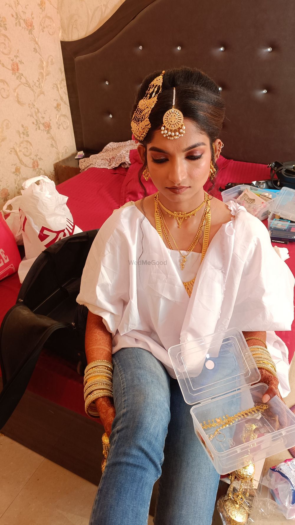 Photo From Naina's Wedding Arabic Make up - By Hodas-Aesthetics