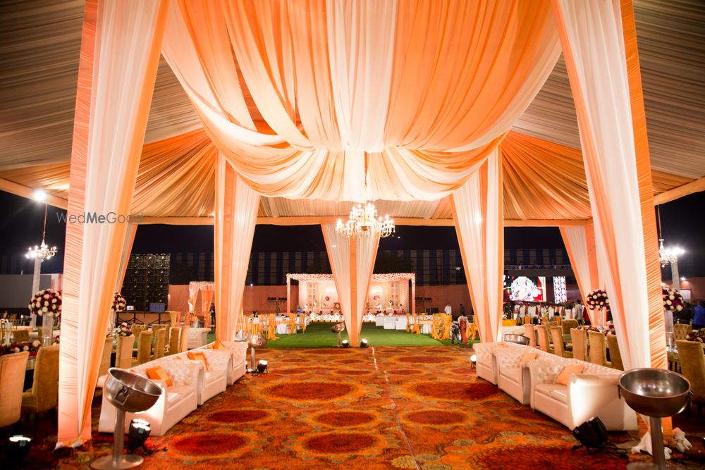 Photo From White & Peach Theme Decor - By Blissfull Weddings